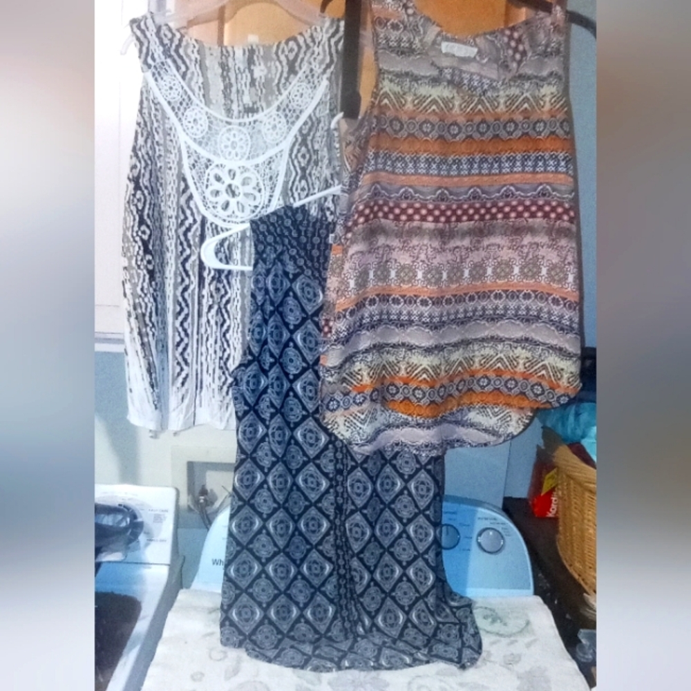 Bundle Of 3 Ladies Tops